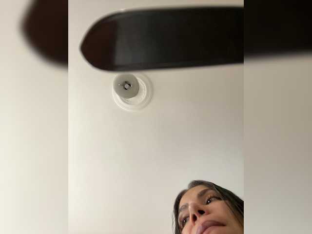 APRILHILL's BongaCams show and profile