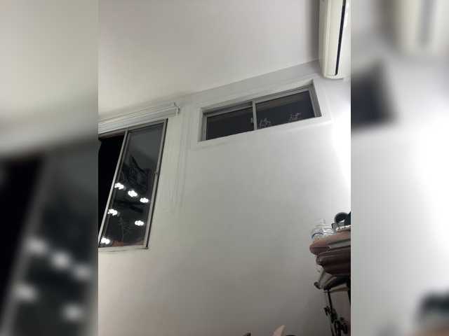 APRILHILL's BongaCams show and profile