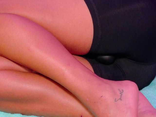 APRILHILL's BongaCams show and profile