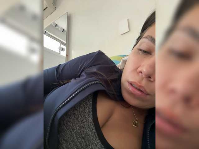 APRILHILL's BongaCams show and profile