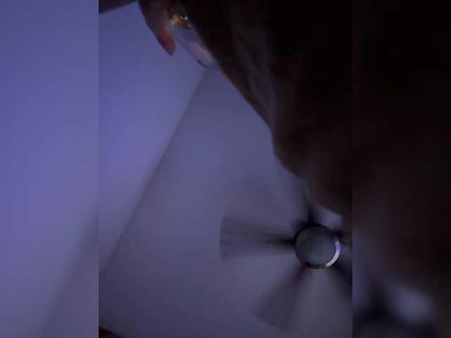 APRILHILL's BongaCams show and profile