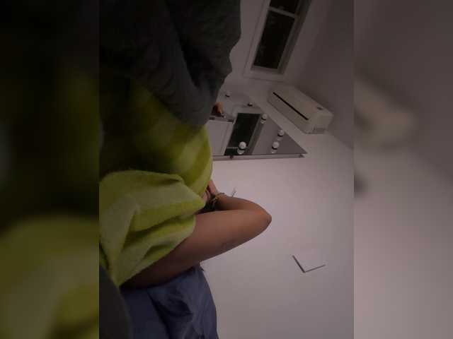 APRILHILL's BongaCams show and profile