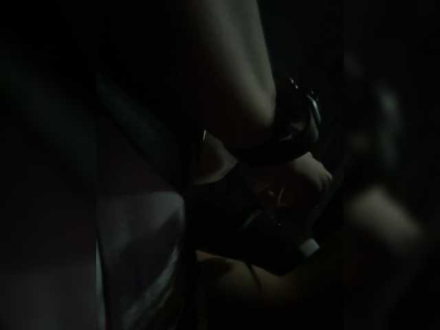 APRILHILL's BongaCams show and profile