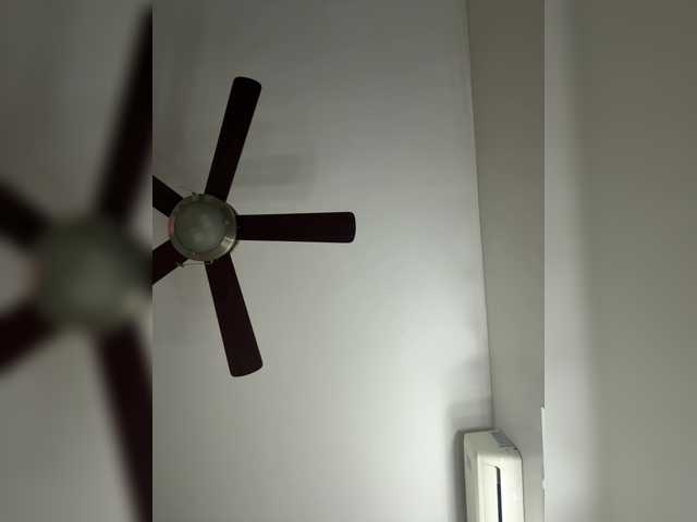 APRILHILL's BongaCams show and profile