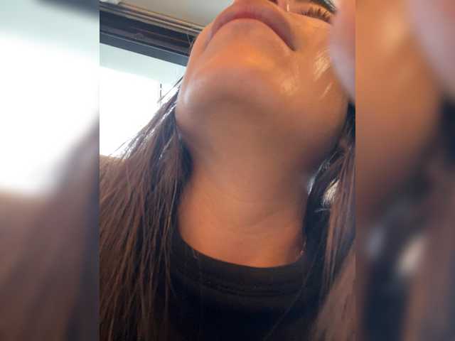 APRILHILL's BongaCams show and profile