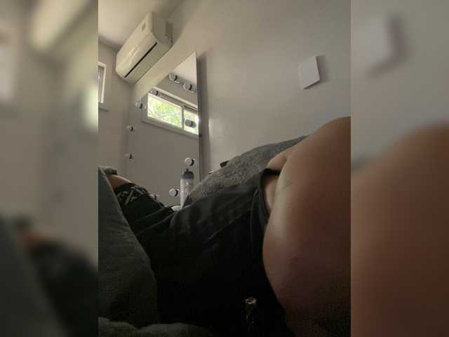 APRILHILL's BongaCams show and profile