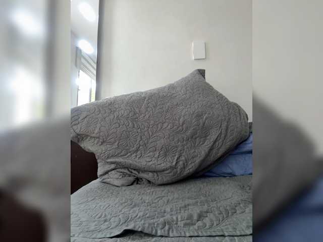 APRILHILL's BongaCams show and profile