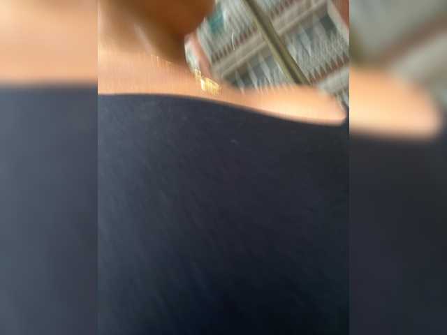 APRILHILL's BongaCams show and profile