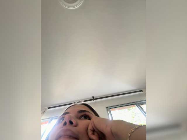 APRILHILL's BongaCams show and profile