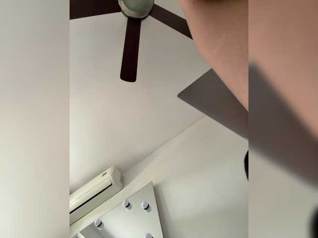 APRILHILL's BongaCams show and profile