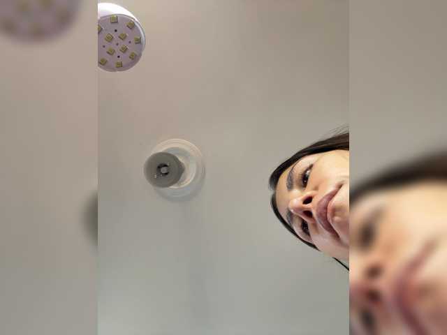 APRILHILL's BongaCams show and profile