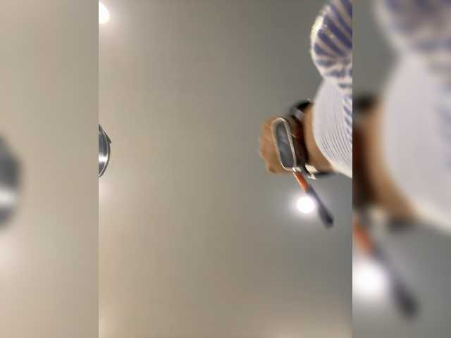 APRILHILL's BongaCams show and profile