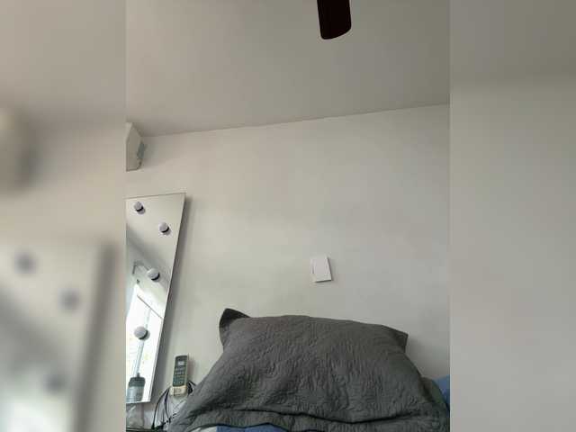 APRILHILL's BongaCams show and profile