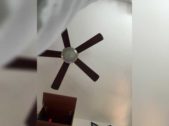 APRILHILL's BongaCams show and profile