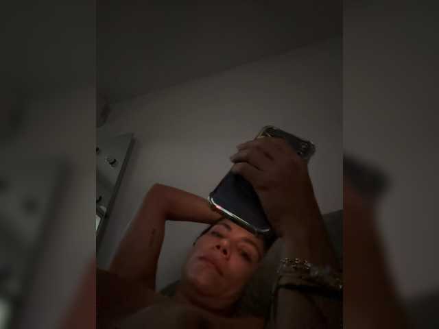 APRILHILL's BongaCams show and profile