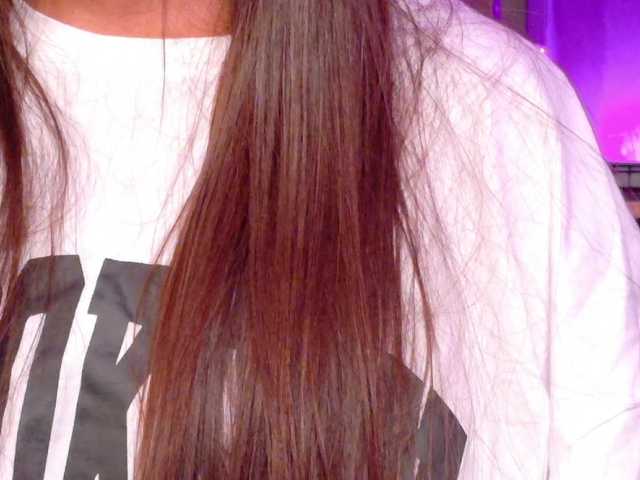 APRILHILL's BongaCams show and profile