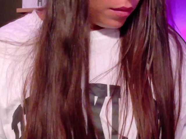 APRILHILL's BongaCams show and profile