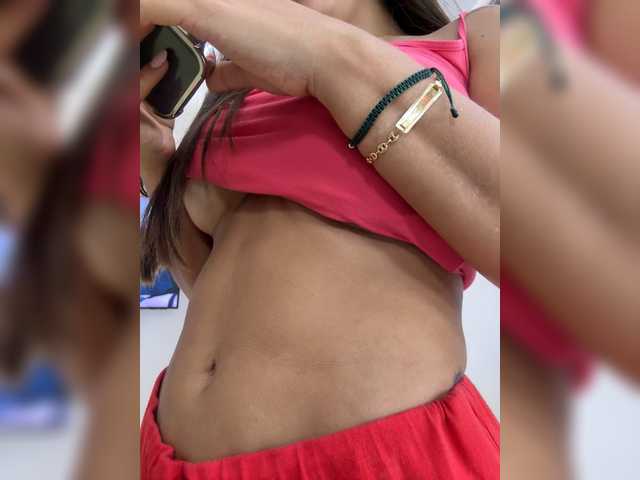 APRILHILL's BongaCams show and profile