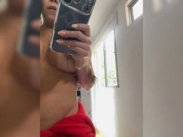 APRILHILL's BongaCams show and profile