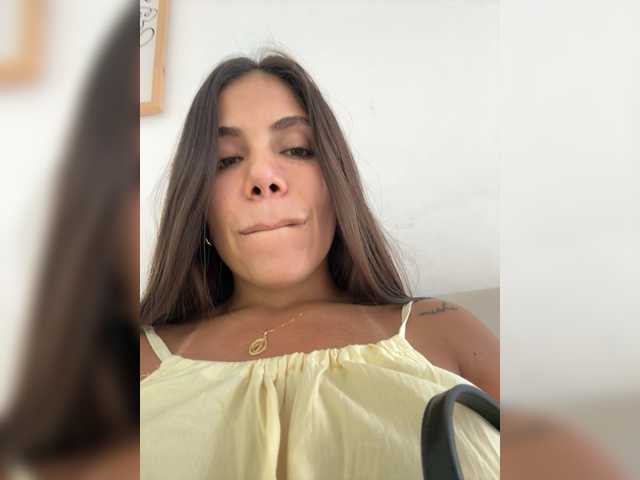 APRILHILL's BongaCams show and profile