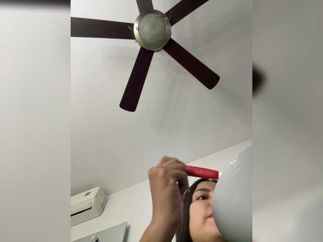 APRILHILL's BongaCams show and profile