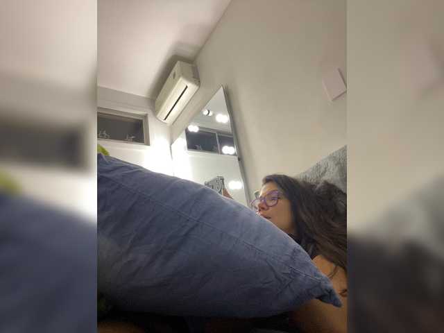 APRILHILL's BongaCams show and profile