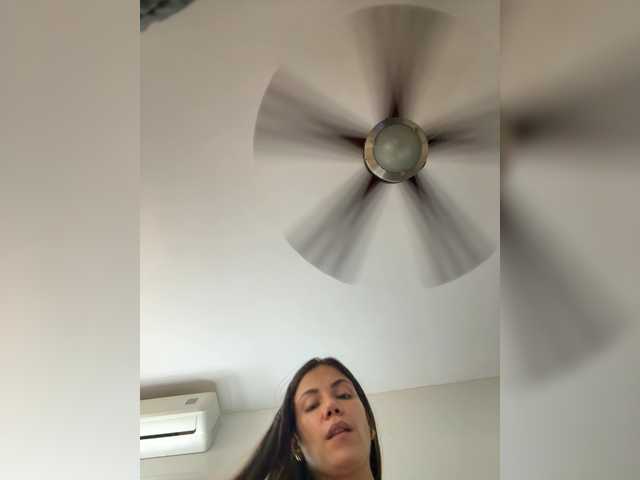 APRILHILL's BongaCams show and profile