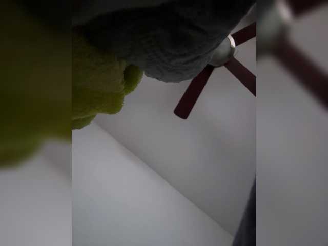 APRILHILL's BongaCams show and profile