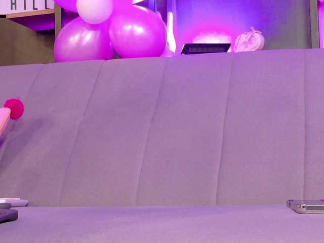 APRILHILL's BongaCams show and profile