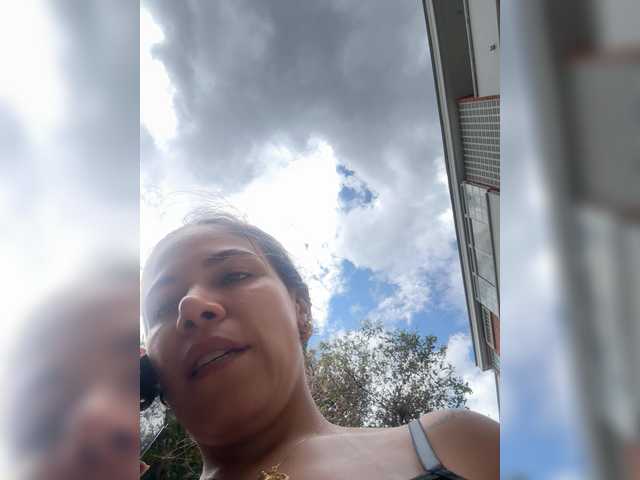 APRILHILL's BongaCams show and profile