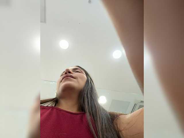 APRILHILL's BongaCams show and profile