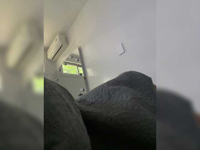 APRILHILL's BongaCams show and profile