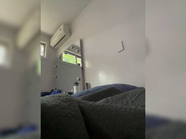 APRILHILL's BongaCams show and profile