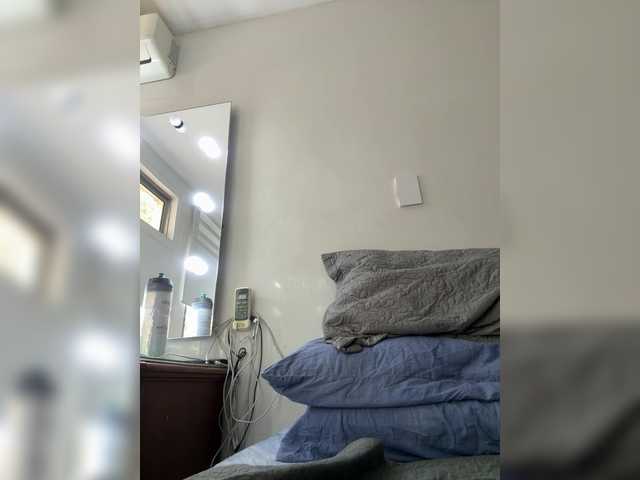 APRILHILL's BongaCams show and profile