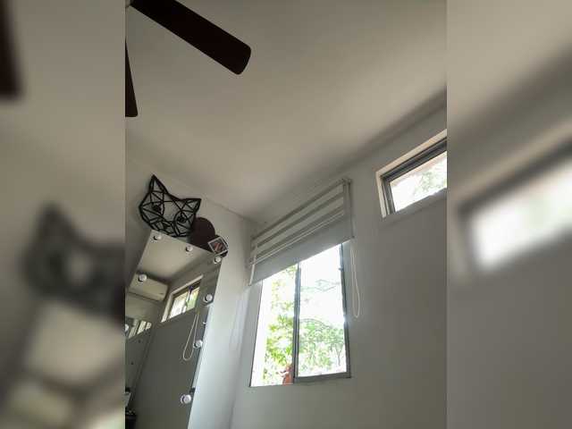 APRILHILL's BongaCams show and profile