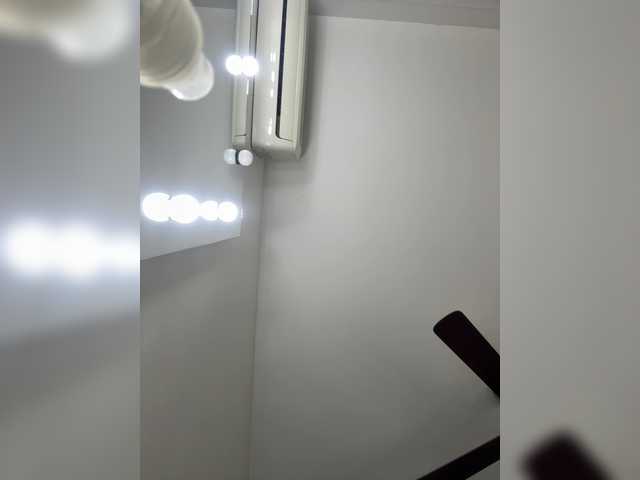 APRILHILL's BongaCams show and profile