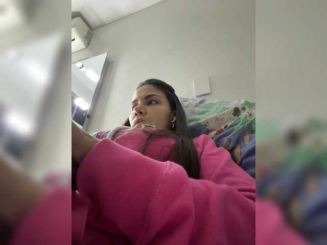 APRILHILL's BongaCams show and profile