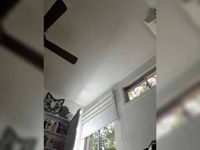 APRILHILL's BongaCams show and profile