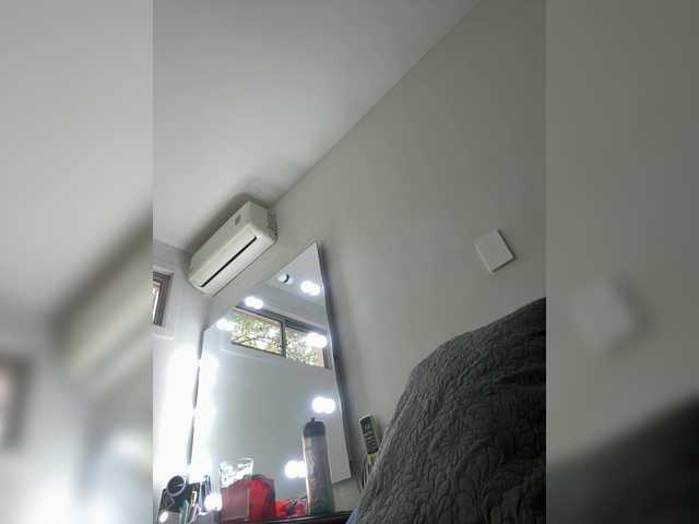 APRILHILL's BongaCams show and profile