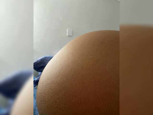 APRILHILL's BongaCams show and profile