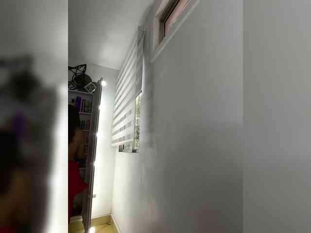 NathalieSwan webcam