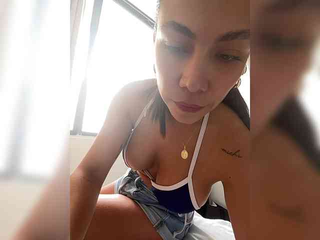 APRILHILL Live Webcam on BongaCams APRILHILL Live Webcam on BongaCams