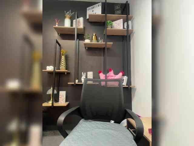 NathalieSwan webcam