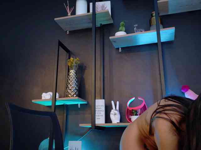 NathalieSwan webcam