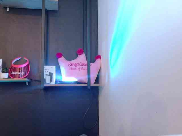NathalieSwan webcam