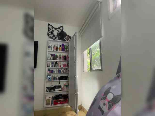NathalieSwan webcam