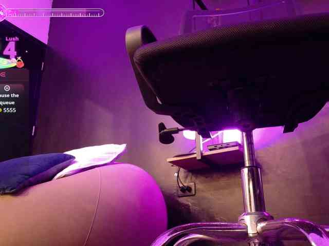 AprilHill webcam
