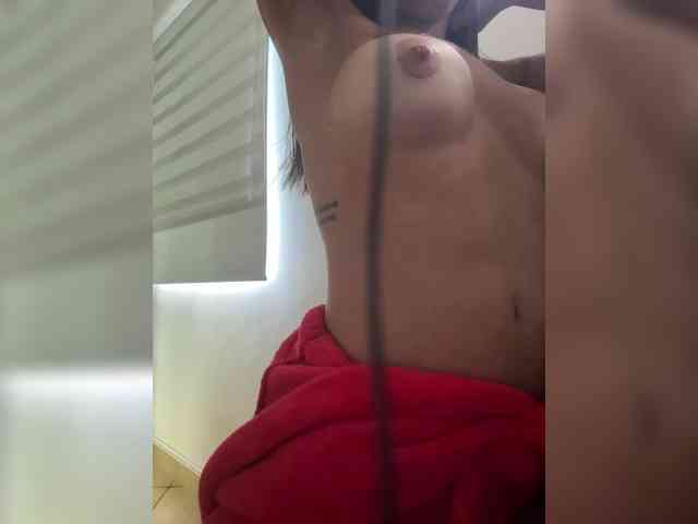 NathalieSwan webcam