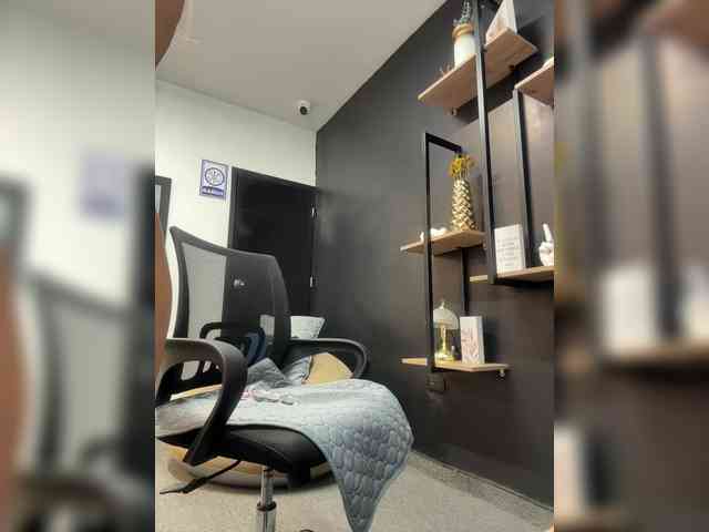 NathalieSwan webcam