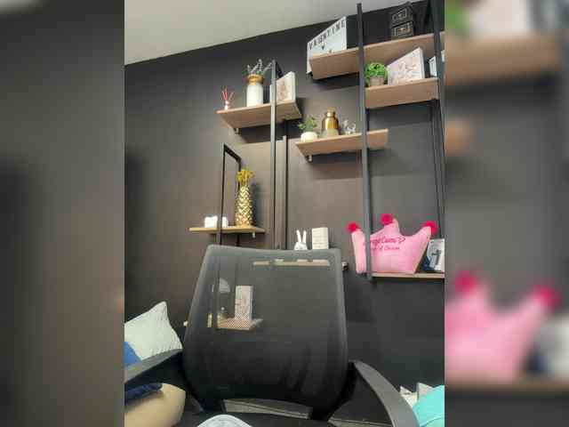 NathalieSwan webcam